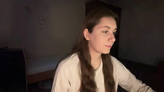 CortneyMontaluo's Live XXX Chat