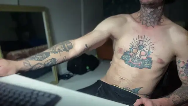 eagertoplease812 webkamerás műsora