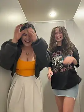 double_troubles Adlı Modelin Canlı XXX Sohbeti