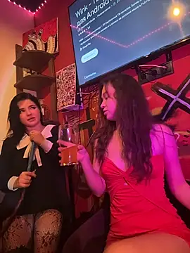 Show modela double_troubles na web-kameri