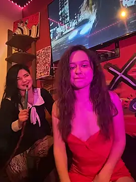 Show modela double_troubles na web-kameri