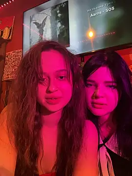 double_troubles Live XXX-Chat
