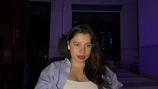 โชว์เว็บแคมของ KayleneLoukanis