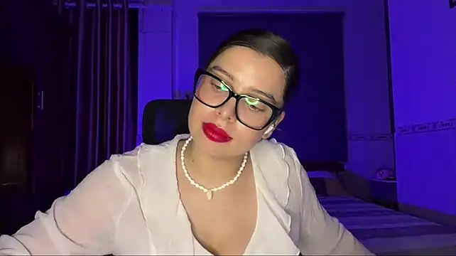 KayleneLoukanis élő XXX-chatje