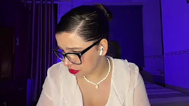 KayleneLoukanis' Webcam Show