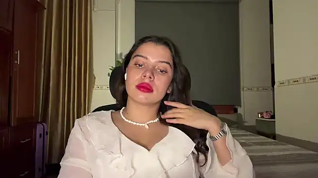 KayleneLoukanis' Live XXX Chat