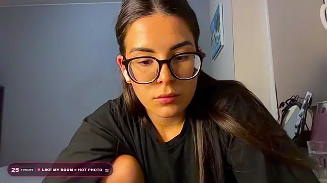 TawnaSeveryn Chat XXX in diretta