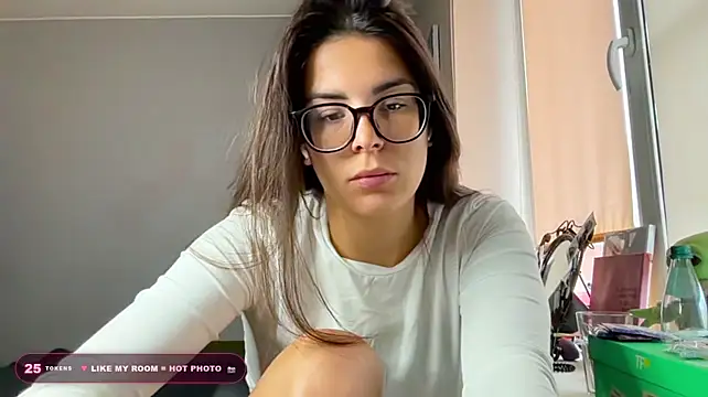 TawnaSeveryn Adlı Modelin Canlı XXX Sohbeti