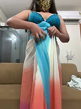 ChanelChic – webcam-show