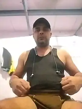 Top_Boy_Indian Webbikameraesitys