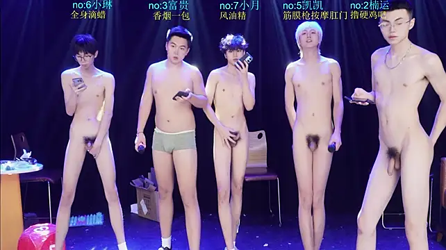 junlangshaonian Show in webcam