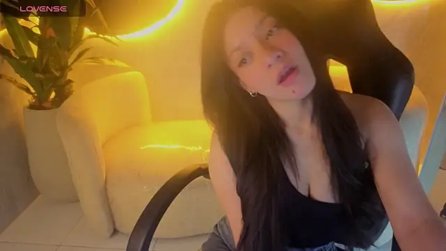 RaeDoll_t – Live XXX-chat