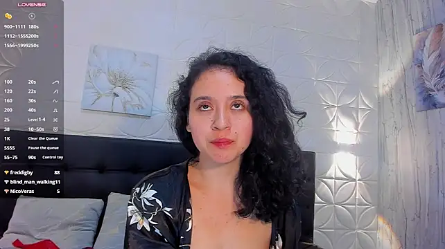 Angely__grey Show in webcam