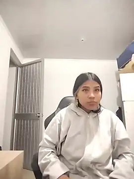 SQUIIRTSAMII_ ওয়েবক্যাম শো