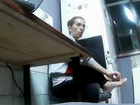 discretul webkamerás műsora
