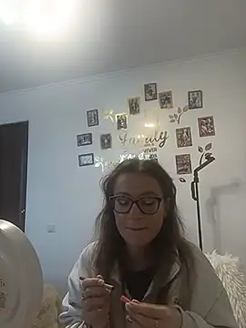 Webkamerová show Suzy160221
