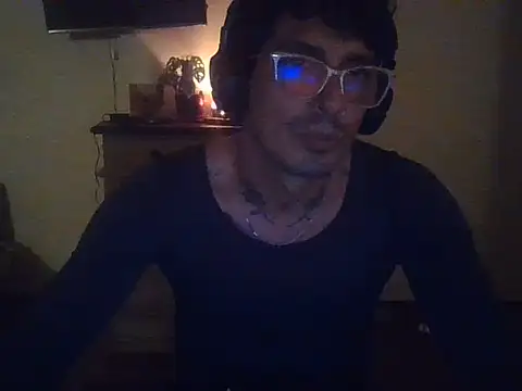 Latinboy666 – Kamerová šou