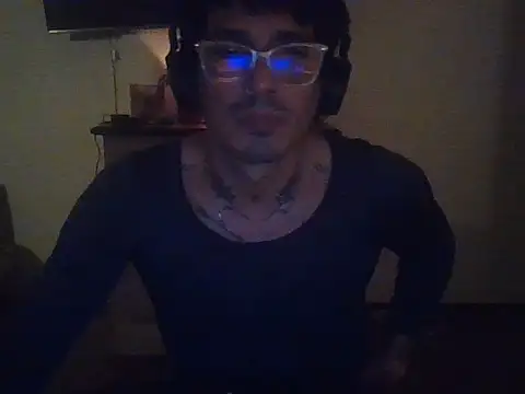 Latinboy666 Webcam-Show