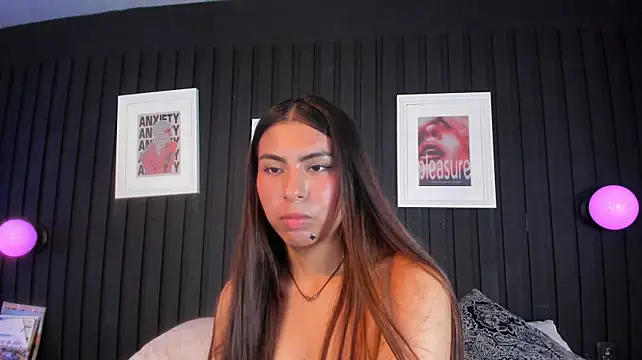Lilith_rossi_ 现场XXX聊天
