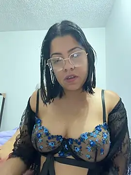 Show de Aria_and_Enzo na webcam