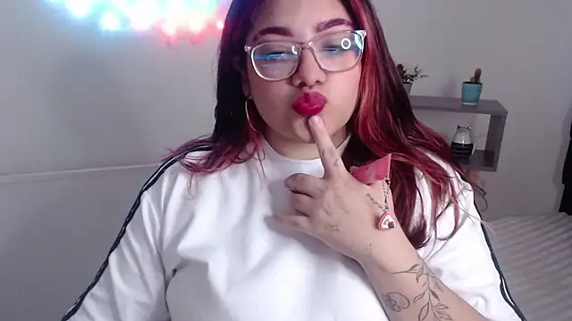 Raven_Rouges' Webcam Show