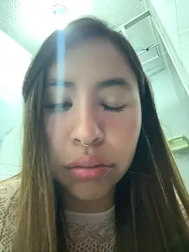 NishaXXX-'s Live XXX Chat