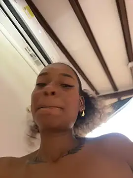 Show modela NathyParkerX na web-kameri