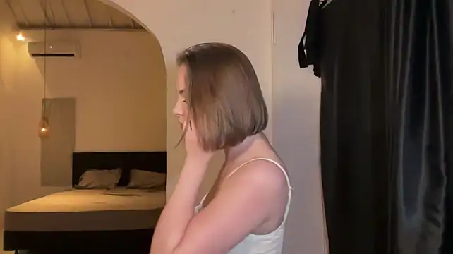 avelinevice's Webcam Show