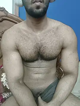 muscularguywithbigcock's Webcam Show