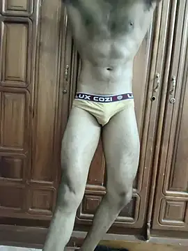 muscularguywithbigcock: вебкам-шоу