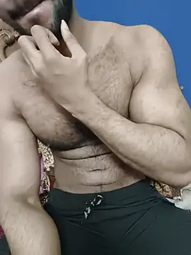 muscularguywithbigcock's Webcam Show