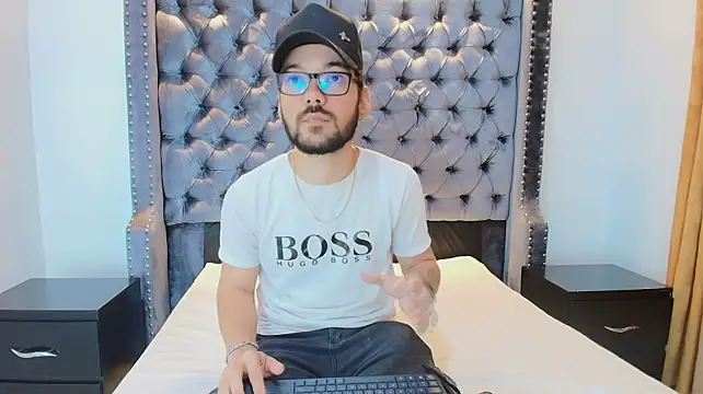 Pertunjukan Kamera Web MATHY_ROBERT2