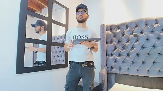 MATHY_ROBERT2 Adlı Modelin Web Kamerası Şovu