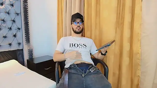 MATHY_ROBERT2n Webbikameraesitys