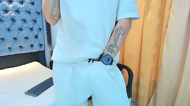 MATHY_ROBERT2's Webcam Show