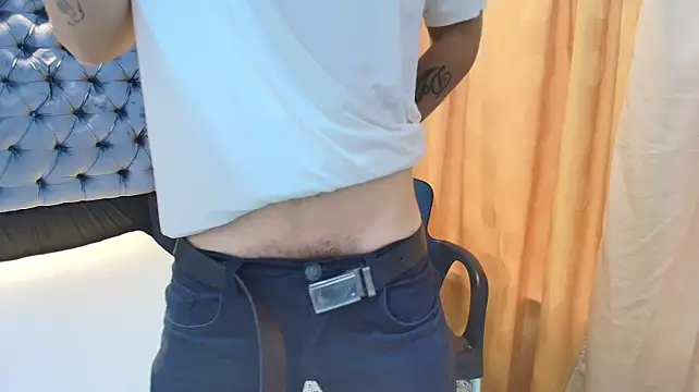 MATHY_ROBERT2 在線直播表演