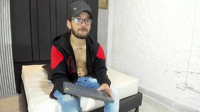 MATHY_ROBERT2 Webcamshow
