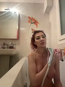 LittleRedRubi Live XXX-chat