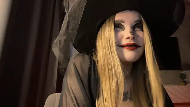 KrystinaBelgard's Webcam Show