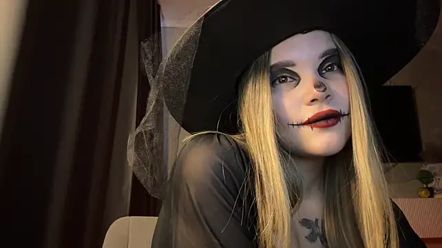 KrystinaBelgard Webcamshow