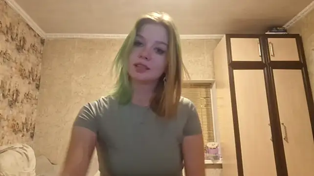 KymberlyKarhoff Chat XXX in diretta