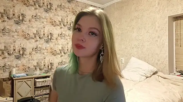 KymberlyKarhoff Show in webcam