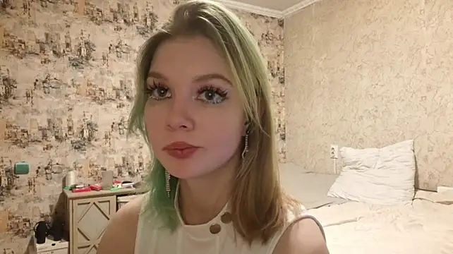 KymberlyKarhoff Chat XXX in diretta