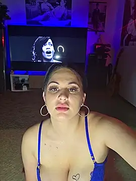 scarlet_secret69n Webbikameraesitys