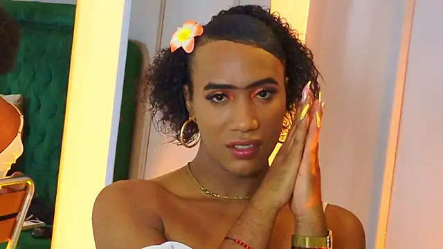 VICTORIALAUREN_CR Pertunjukan Webcam