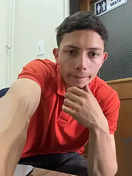 Santiago27x Show in webcam