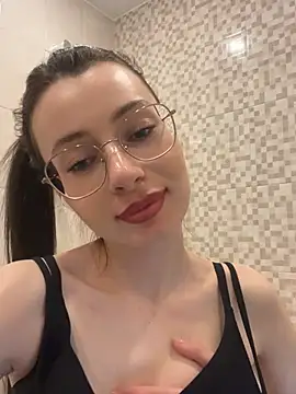 Mia_meeow's Webcam Show