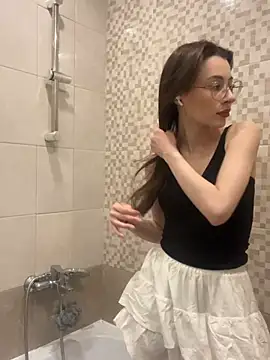 Mia_meeow 在線直播表演