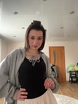 XXX chat uživo modela Mia_meeow