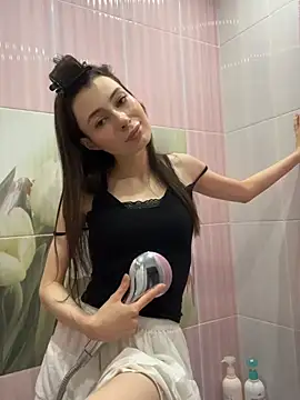 دردشة Mia_meeow الجنسية المباشرة